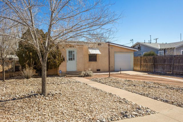 740 Alvarado Drive SE, Albuquerque, NM 87108