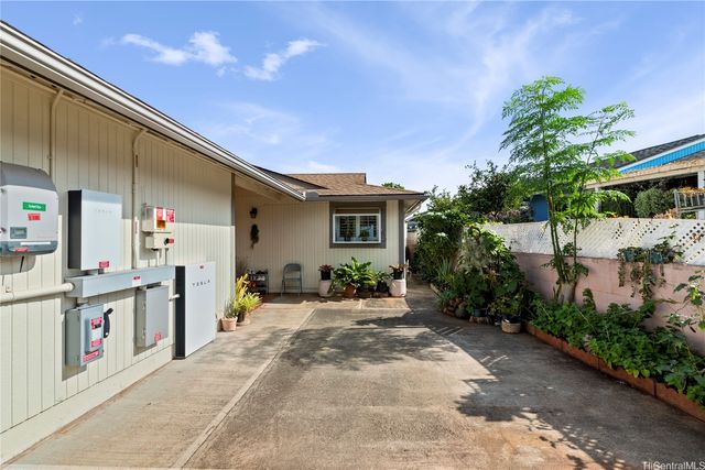94-815 Kaaka Street, Waipahu, HI 96797