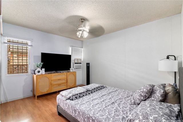 94-815 Kaaka Street, Waipahu, HI 96797