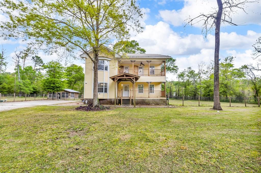274 County Road 6471, Dayton, TX 77535