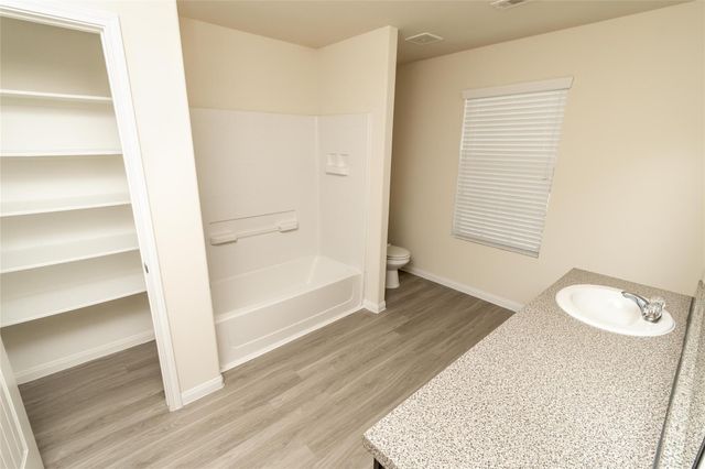 5634 Latta Plantation Drive, Katy, TX 77449