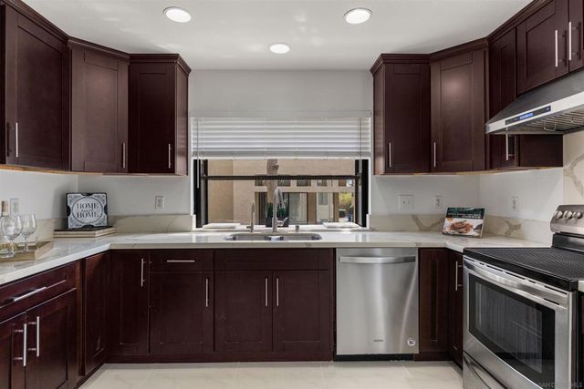 4341 Nobel 113, San Diego, CA 92122