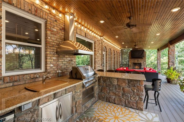 1603 Rannoch Trace, Fort Smith, AR 72908