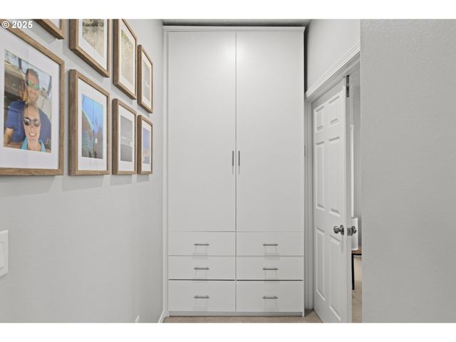 1249 Se WILLIAMS Ave, Gresham, OR 97080