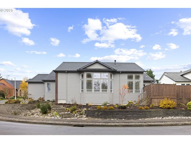 1249 Se WILLIAMS Ave, Gresham, OR 97080