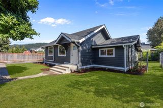 5703 Parker Road E, Sumner, WA 98390