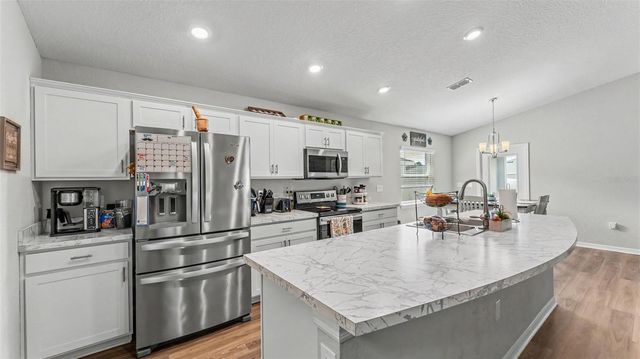 2025 HARVEST LANDING CIRCLE, Lakeland, FL 33810