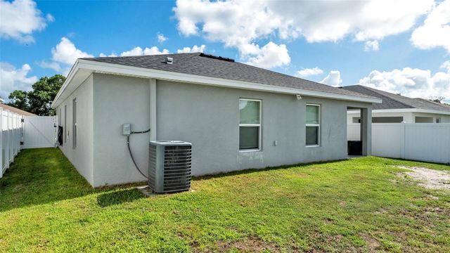 2025 HARVEST LANDING CIRCLE, Lakeland, FL 33810