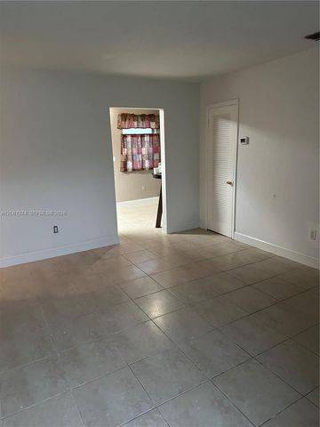 55 NW 169th Street 55, North Miami Beach, FL 33169