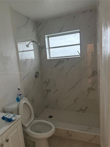 55 NW 169th Street 55, North Miami Beach, FL 33169