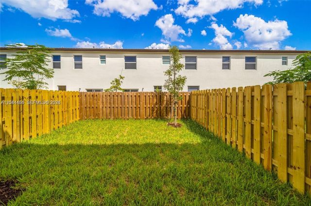 12620 NW 23rd Place, Miami, FL 33167