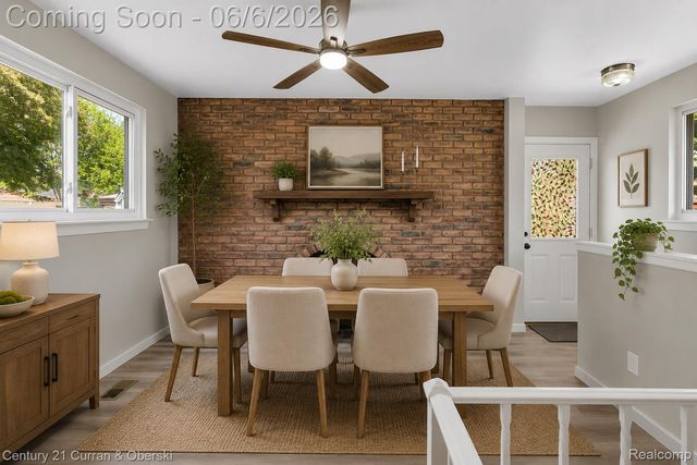 9426 Chamberlain Street, Romulus, MI 48174