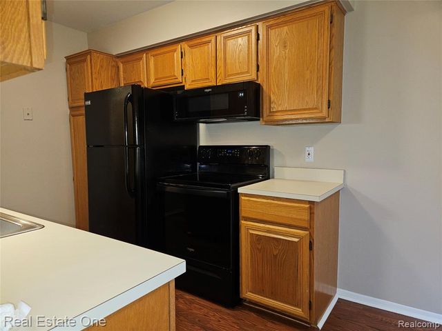 1375 Lake Ridge Court 78, Waterford, MI 48327