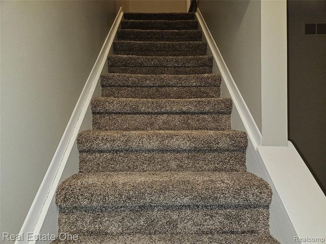 1375 Lake Ridge Court 78, Waterford, MI 48327