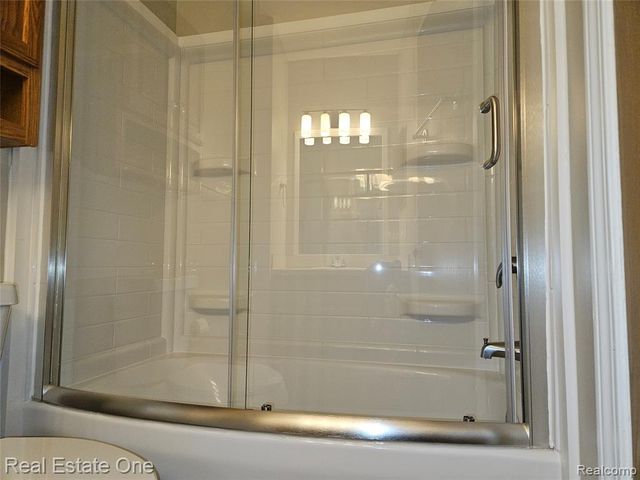 1375 Lake Ridge Court 78, Waterford, MI 48327