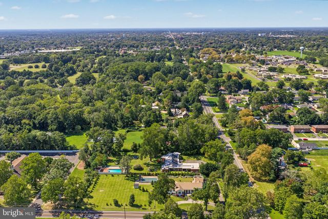 2245 E LANDIS AVE, Vineland, NJ 08361