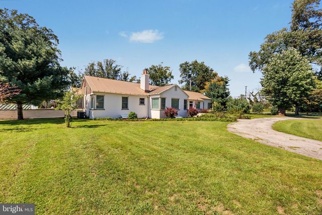 2245 E LANDIS AVE, Vineland, NJ 08361