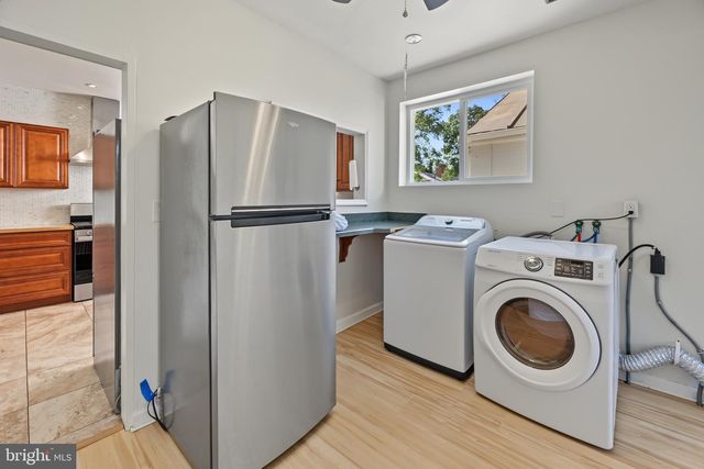 2245 E LANDIS AVE, Vineland, NJ 08361