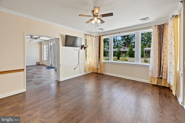 2245 E LANDIS AVE, Vineland, NJ 08361