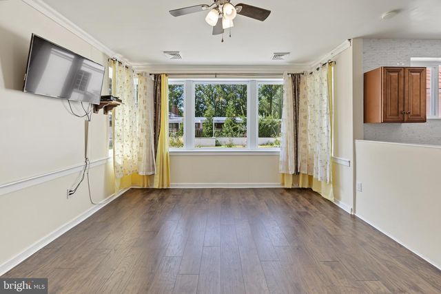 2245 E LANDIS AVE, Vineland, NJ 08361