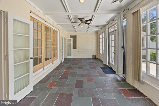 2245 E LANDIS AVE, Vineland, NJ 08361
