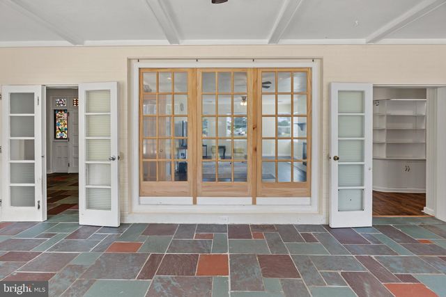 2245 E LANDIS AVE, Vineland, NJ 08361