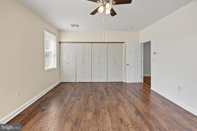 2245 E LANDIS AVE, Vineland, NJ 08361