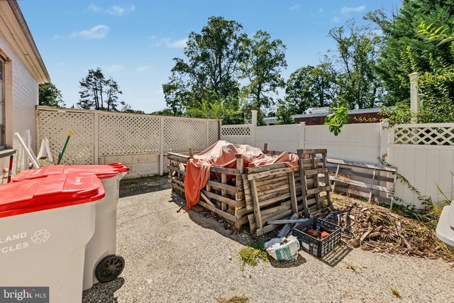 2245 E LANDIS AVE, Vineland, NJ 08361