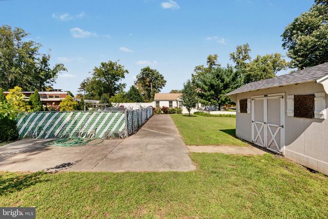 2245 E LANDIS AVE, Vineland, NJ 08361