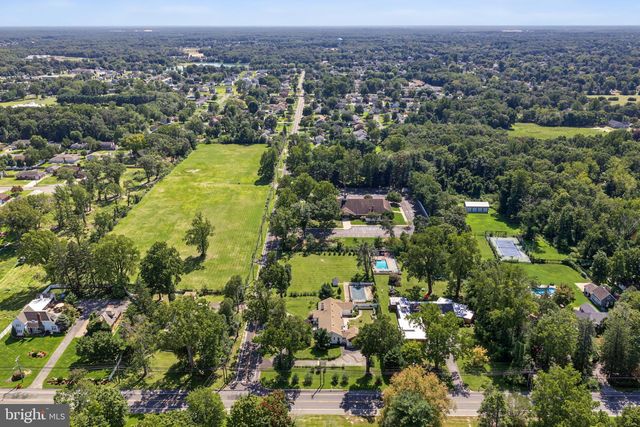 2245 E LANDIS AVE, Vineland, NJ 08361