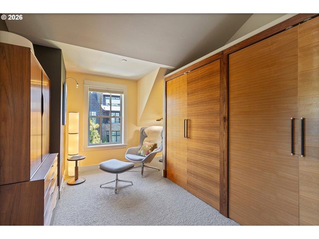 580 2ND St, Lake Oswego, OR 97034