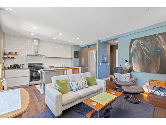 580 2ND St, Lake Oswego, OR 97034