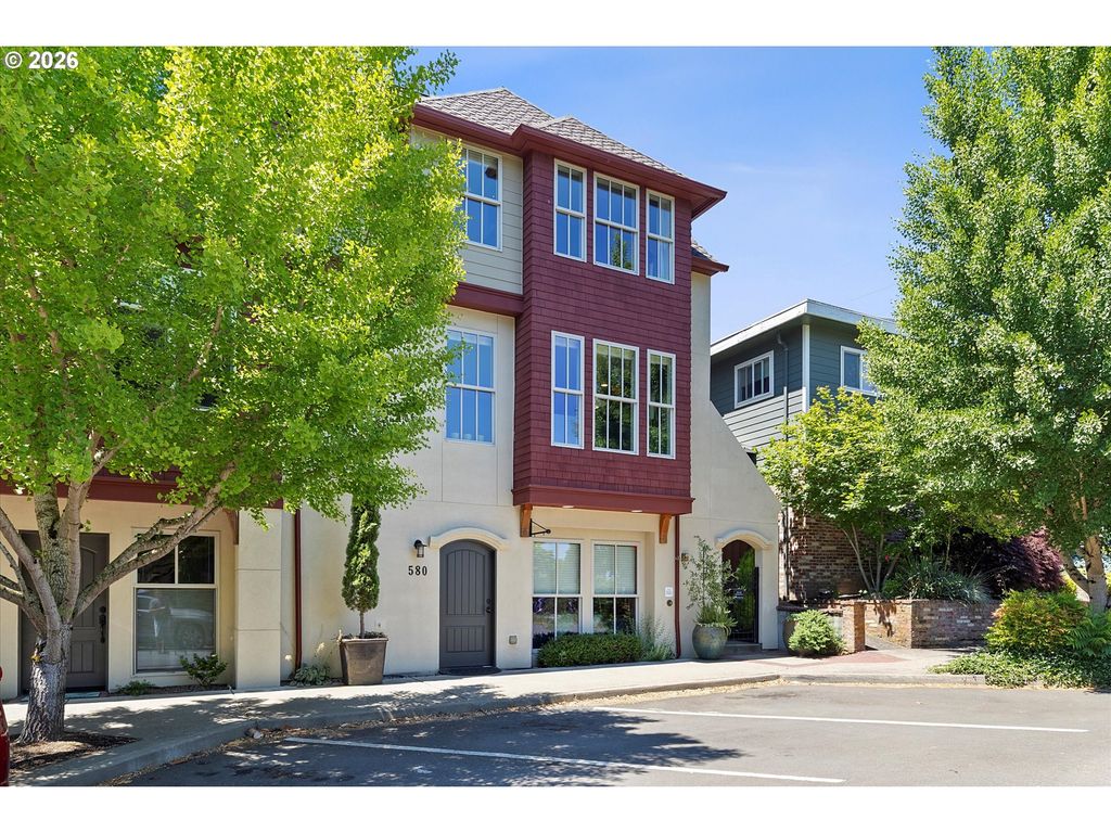 580 2ND St, Lake Oswego, OR 97034