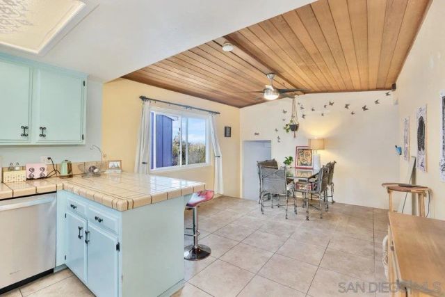 7998 El Capitan, La Mesa, CA 91942