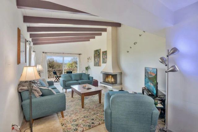 7998 El Capitan, La Mesa, CA 91942