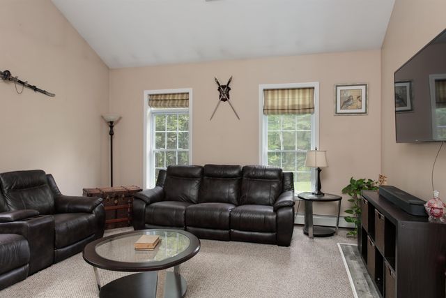 80 Walker Road, Danville, NH 03819
