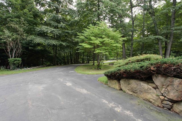 80 Walker Road, Danville, NH 03819