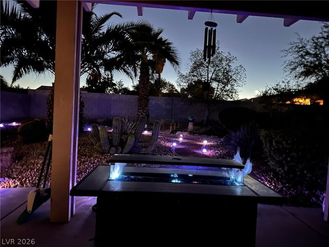 5123 Crystal Cavern Way, North Las Vegas, NV 89031