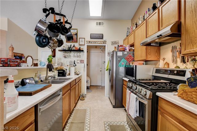5123 Crystal Cavern Way, North Las Vegas, NV 89031