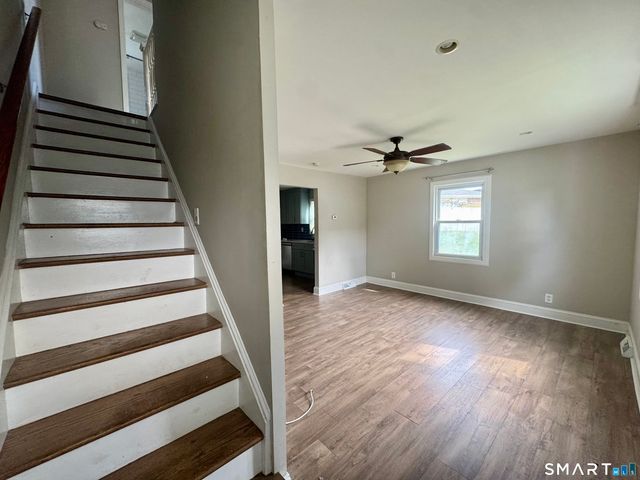 989 Pearl Harbor Street, Bridgeport, CT 06610