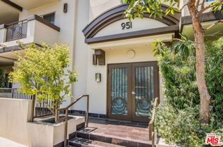 951 Granville Avenue PH1, Los Angeles, CA 90049
