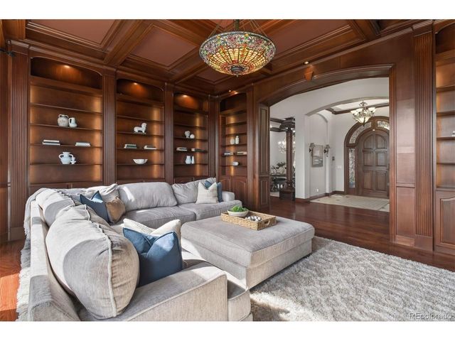 4725 Palmer Ridge Dr, Parker, CO 80134