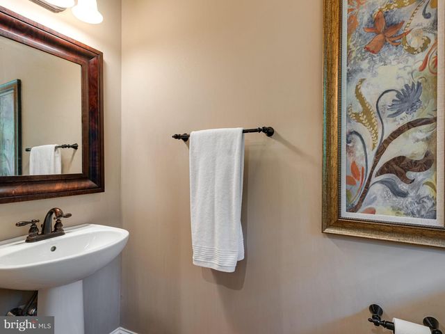 131 DEVON RD, Paoli, PA 19301