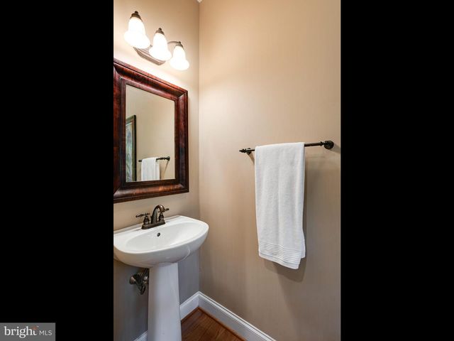 131 DEVON RD, Paoli, PA 19301