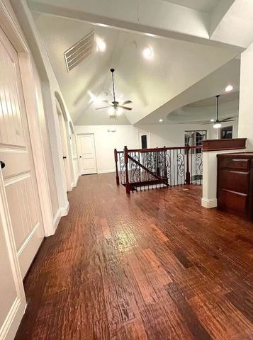 2710 Cartwright Street, Irving, TX 75062