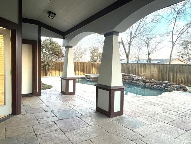 2710 Cartwright Street, Irving, TX 75062