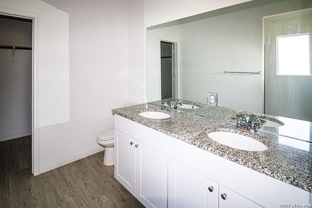 2700 SAN MARTIN LN, Seguin, TX 78155