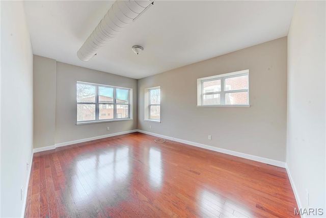 3908 McDonald Avenue 2FW, St Louis, MO 63116