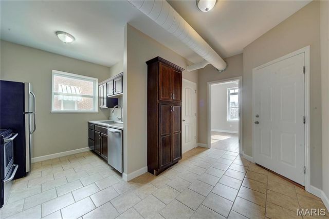 3908 McDonald Avenue 2FW, St Louis, MO 63116