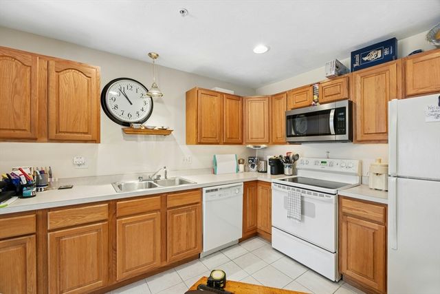 22 Village Way 22, Rutland, MA 01543